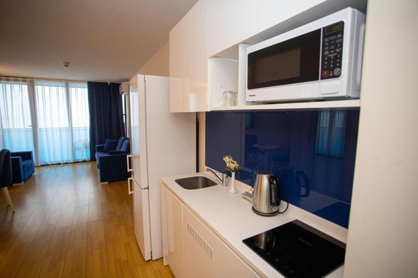 Suites Orbi City Aparthotel Batumi Exterior photo