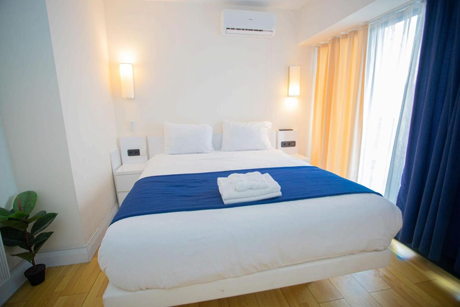 Suites Orbi City Aparthotel Batumi Exterior photo