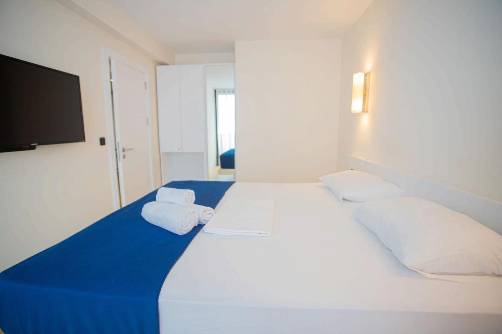 Suites Orbi City Aparthotel Batumi Exterior photo